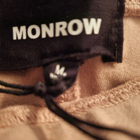 Monrow Women's Biker Shorts Taupe M NWT - Picture 5 of 6